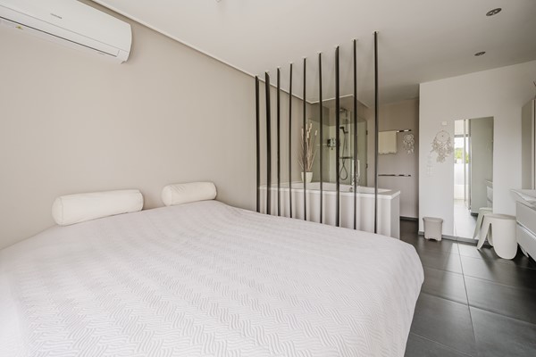 Medium property photo - Vlinderveen 2408, 3205 EK Spijkenisse